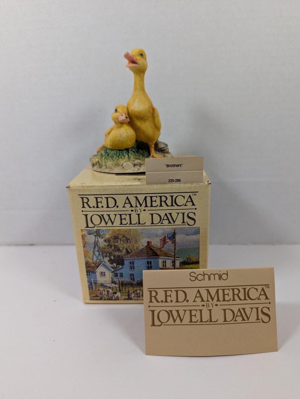 Lowell Davis "Brothers" Figurine Ducks Fine Arts Schmid 225286 VTG IOB
